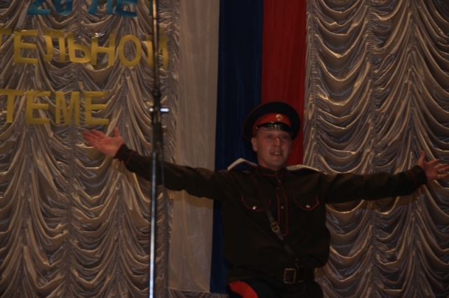 Танец "Калинка" - исполняет член УИК №389 Чернышов Ярослав